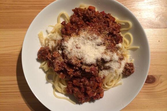 Bild von einer Portion Spaghetti Bolognese